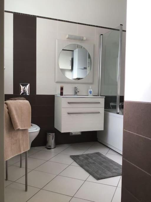 Spacious 3Br/2Bt Apartment With A/C In City Center Загреб Экстерьер фото